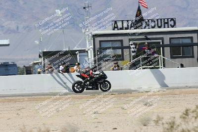 media/Oct-05-2025-CVMA (Sun) [[beeef4f201]]/Race 10-Formula Lightweight Twins Shootout/